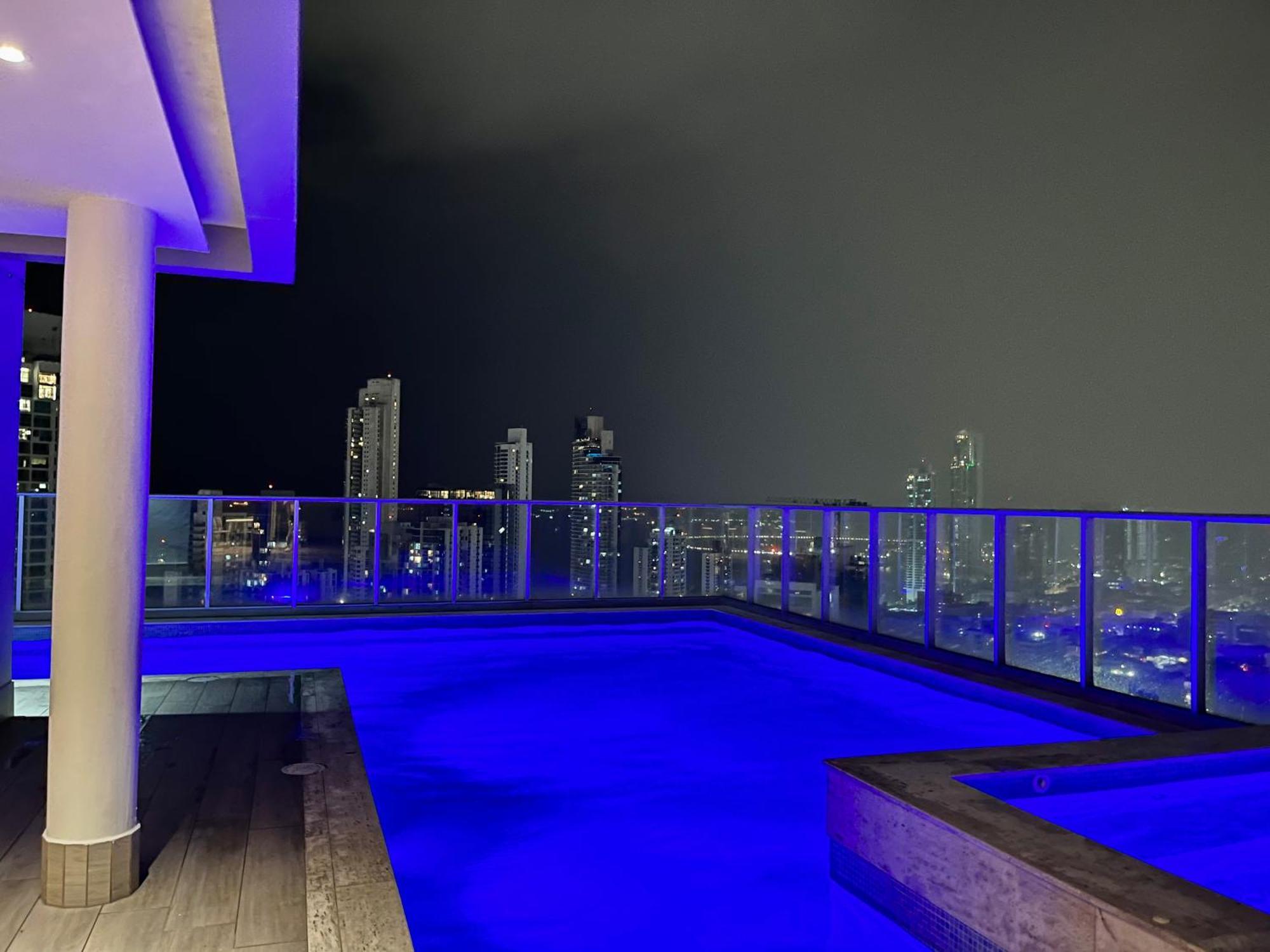 Signature Point Bella Vista, Sea View 2 Br Apartment